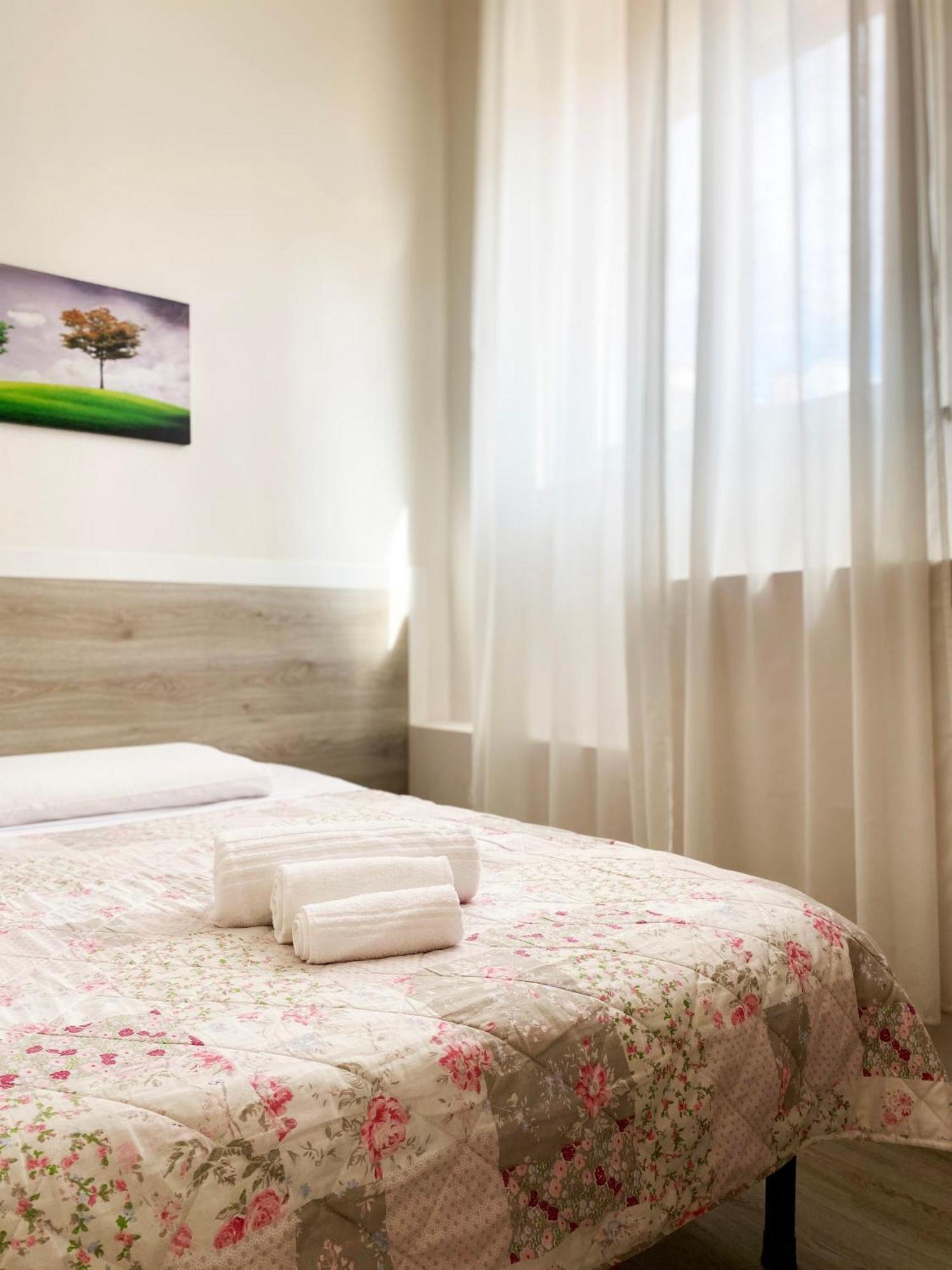 Easyrooms One Parma Exteriér fotografie
