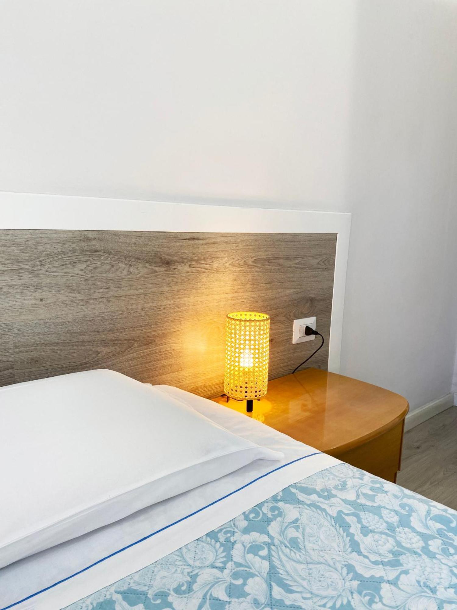 Easyrooms One Parma Pokoj fotografie