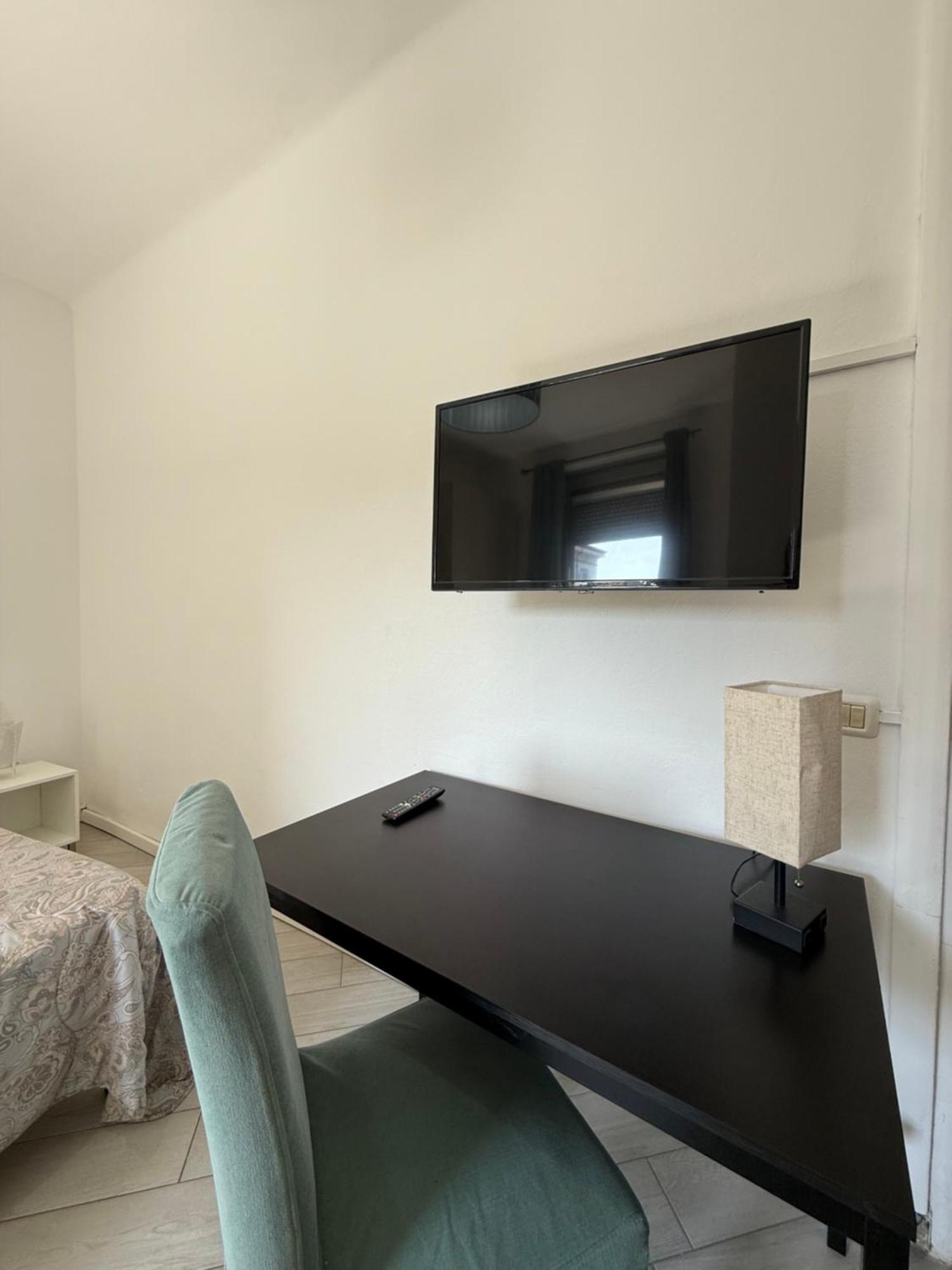 Easyrooms One Parma Exteriér fotografie